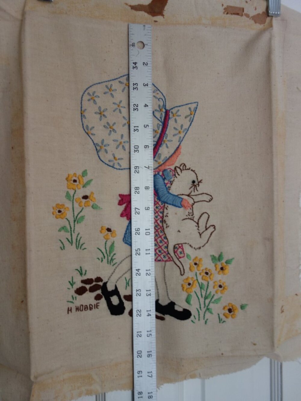 Vntg 70’s HOLLY HOBBIE Completed Unframed Embroidered Needlepoint Art - Picture 3 of 4
